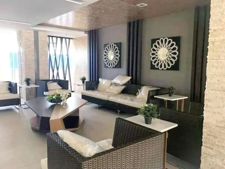 Apartment Affordable Condotel Near Manila Airport