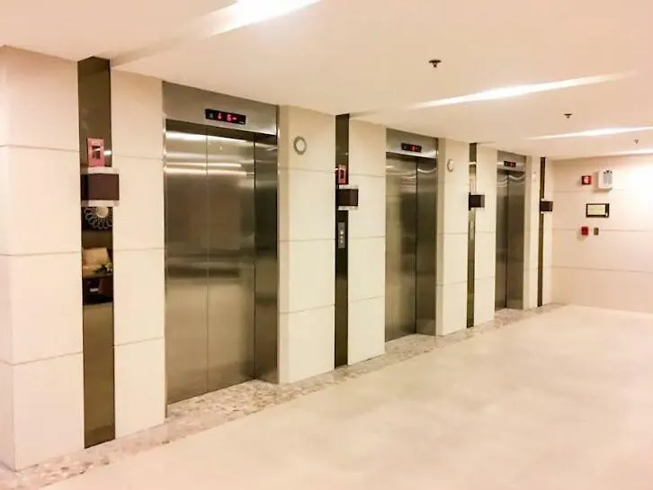 Affordable Condotel Near Manila Airport Apartment