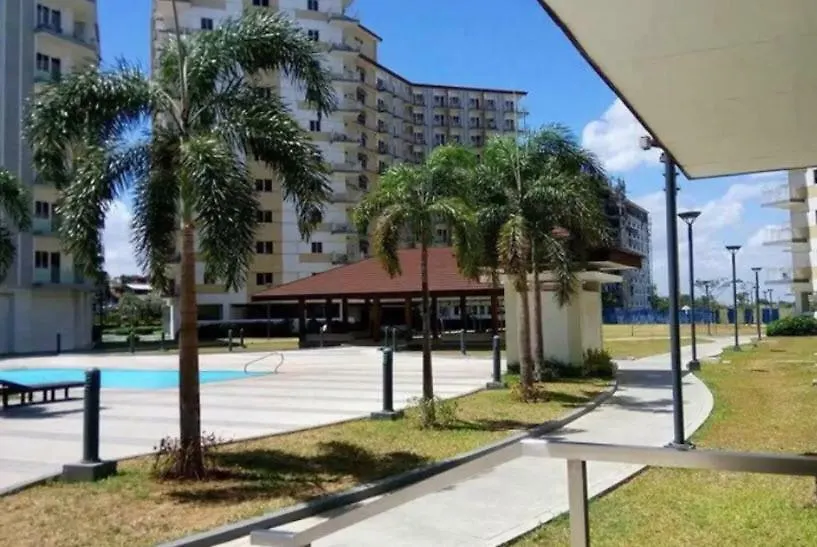 Affordable Condotel Near Manila Airport 0*,