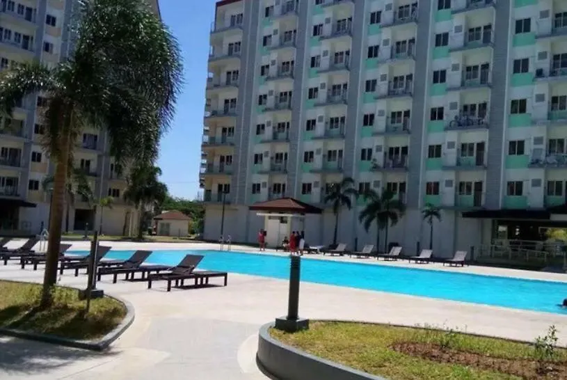 Affordable Condotel Near Manila Airport Apartment